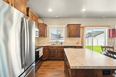 1469 W 2200 S, Logan, UT 84321 - Photo 4