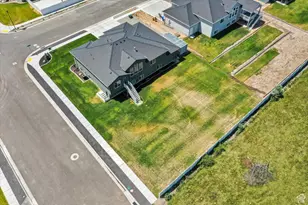 2106 W 2000 N, Farr West, UT 84404 - Photo 34