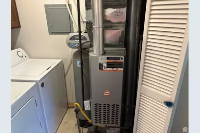 332 W Amiron Way #D, Orem, UT 84057 - Photo 10