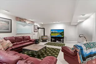 1880 Shadow Valley Dr, Ogden, UT 84403 - Photo 32