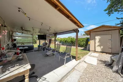 4775 S 4380 W, Kearns, UT 84118 - Photo 2