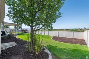 3535 W Overlook Dr, Layton, UT 84041 - Photo 22