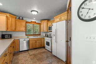 1340 N Trapper Loop, Garden City, UT 84028 - Photo 12