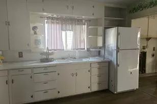 286 Duchesne St, Helper, UT 84526 - Photo 4