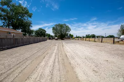 145 E Center, Lynndyl, UT 84640 - Photo 6