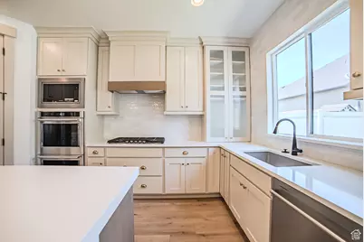 3884 W Sand Lake Dr, South Jordan, UT 84009 - Photo 10