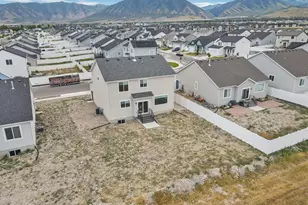 1385 N 680 W, Tooele, UT 84074 - Photo 32