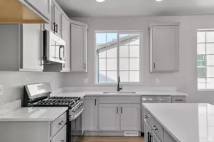 2562 S Sinbad Wy, Magna, UT 84044 - Photo 10