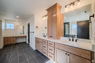 7169 W Moorepark Pl, West Jordan, UT 84081 - Photo 16