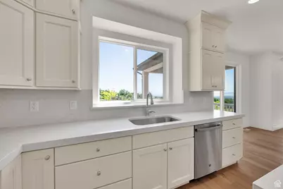 1378 E Orchard Ridge Ln, Kaysville, UT 84037 - Photo 16