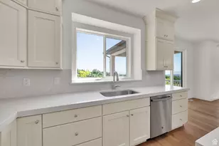 1378 E Orchard Ridge Ln, Kaysville, UT 84037 - Photo 16