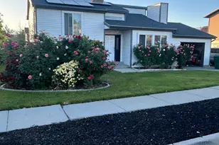 6437 S Lobelia Dr, West Jordan, UT 84081 - Photo 2