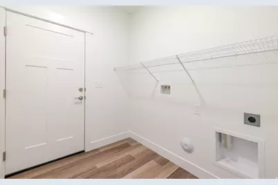 842 N Coulsen Dr #L102, Saratoga Springs, UT 84045 - Photo 8