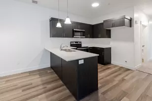 842 N Coulsen Dr, Saratoga Springs, UT 84045 - Photo 6