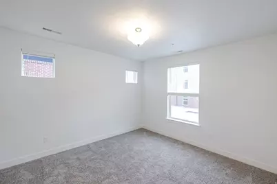 842 N Coulsen Dr #L102, Saratoga Springs, UT 84045 - Photo 12