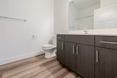 842 N Coulsen Dr #L102, Saratoga Springs, UT 84045 - Photo 10