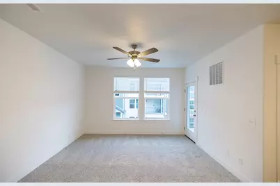842 N Coulsen Dr #L201, Saratoga Springs, UT 84045 - Photo 4