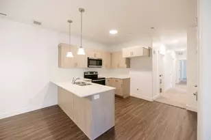 842 N Coulsen Dr, Saratoga Springs, UT 84045 - Photo 6