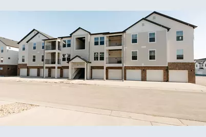 842 N Coulsen Dr #L202, Saratoga Springs, UT 84045 - Photo 2