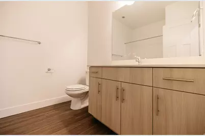 842 N Coulsen Dr #L202, Saratoga Springs, UT 84045 - Photo 10