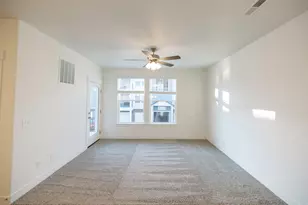 842 N Coulsen Dr, Saratoga Springs, UT 84045 - Photo 4