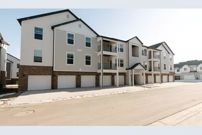 842 N Coulsen Dr #L203, Saratoga Springs, UT 84045 - Photo 2