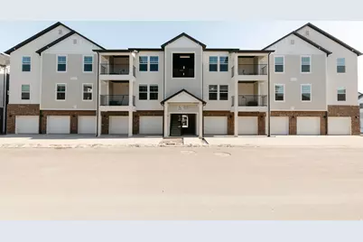 842 N Coulsen Dr #L203, Saratoga Springs, UT 84045 - Photo 1