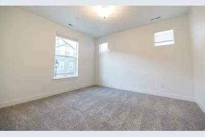 842 N Coulsen Dr #L204, Saratoga Springs, UT 84045 - Photo 4