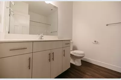 842 N Coulsen Dr #L204, Saratoga Springs, UT 84045 - Photo 8