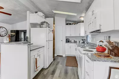 150 W 7500 S #55, Midvale, UT 84047 - Photo 6