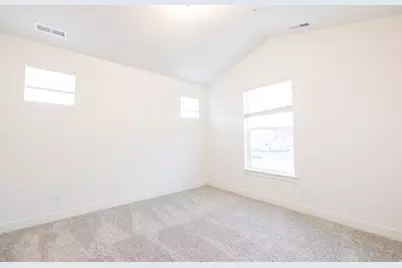 842 N Coulsen Dr #L303, Saratoga Springs, UT 84045 - Photo 6