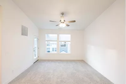 842 N Coulsen Dr #L303, Saratoga Springs, UT 84045 - Photo 14