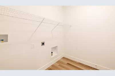 842 N Coulsen Dr #L304, Saratoga Springs, UT 84045 - Photo 10