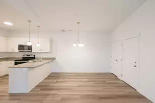 842 N Coulsen Dr, Saratoga Springs, UT 84045 - Photo 12