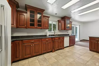 434 River Heights Blvd, River Heights, UT 84321 - Photo 6