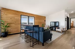 294 W Boggie Circle, Garden City, UT 84028 - Photo 10