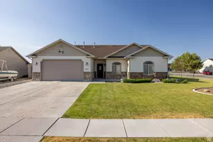 1635 W 125 N, Tremonton, UT 84337 - Photo 2