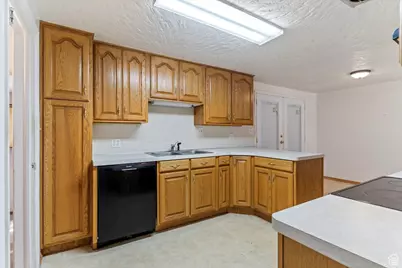 2363 N 600 E, North Ogden, UT 84414 - Photo 8