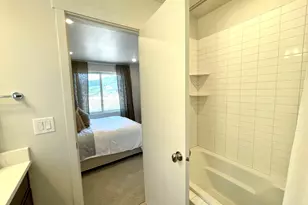 2043 W Pinnacle Ln, Heber City, UT 84032 - Photo 4