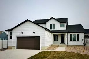 3008 N Kingbird Dr St, Eagle Mountain, UT 84005 - Photo 1