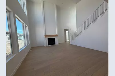 3008 N Kingbird Drive St #618, Eagle Mountain, UT 84005 - Photo 4