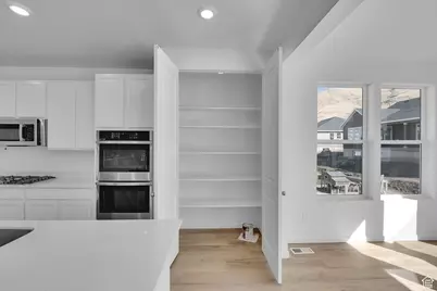 8636 N Weston Way #1321, Lake Point, UT 84074 - Photo 6