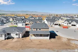 8648 N Haloran Ct, Lake Point, UT 84074 - Photo 40