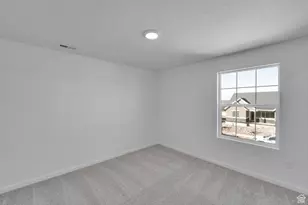 8648 N Haloran Ct, Lake Point, UT 84074 - Photo 28