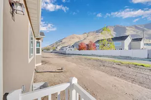 8622 N Haloran Ct, Lake Point, UT 84074 - Photo 34