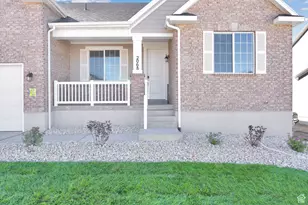 2068 E Dolan Dr, Lake Point, UT 84074 - Photo 34