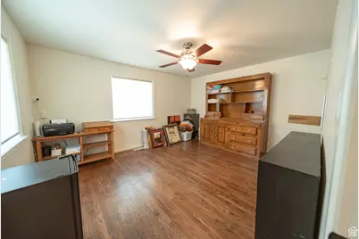 190 E 600 N, Ferron, UT 84523 - Photo 18