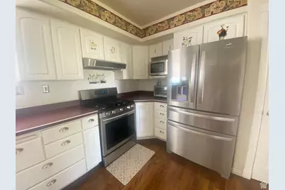 190 E 600 N, Ferron, UT 84523 - Photo 12