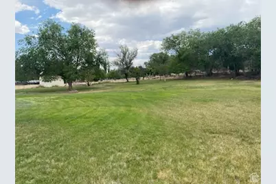 190 E 600 N, Ferron, UT 84523 - Photo 80