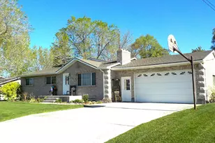 117 E 300 S, Gunnison, UT 84634 - Photo 2